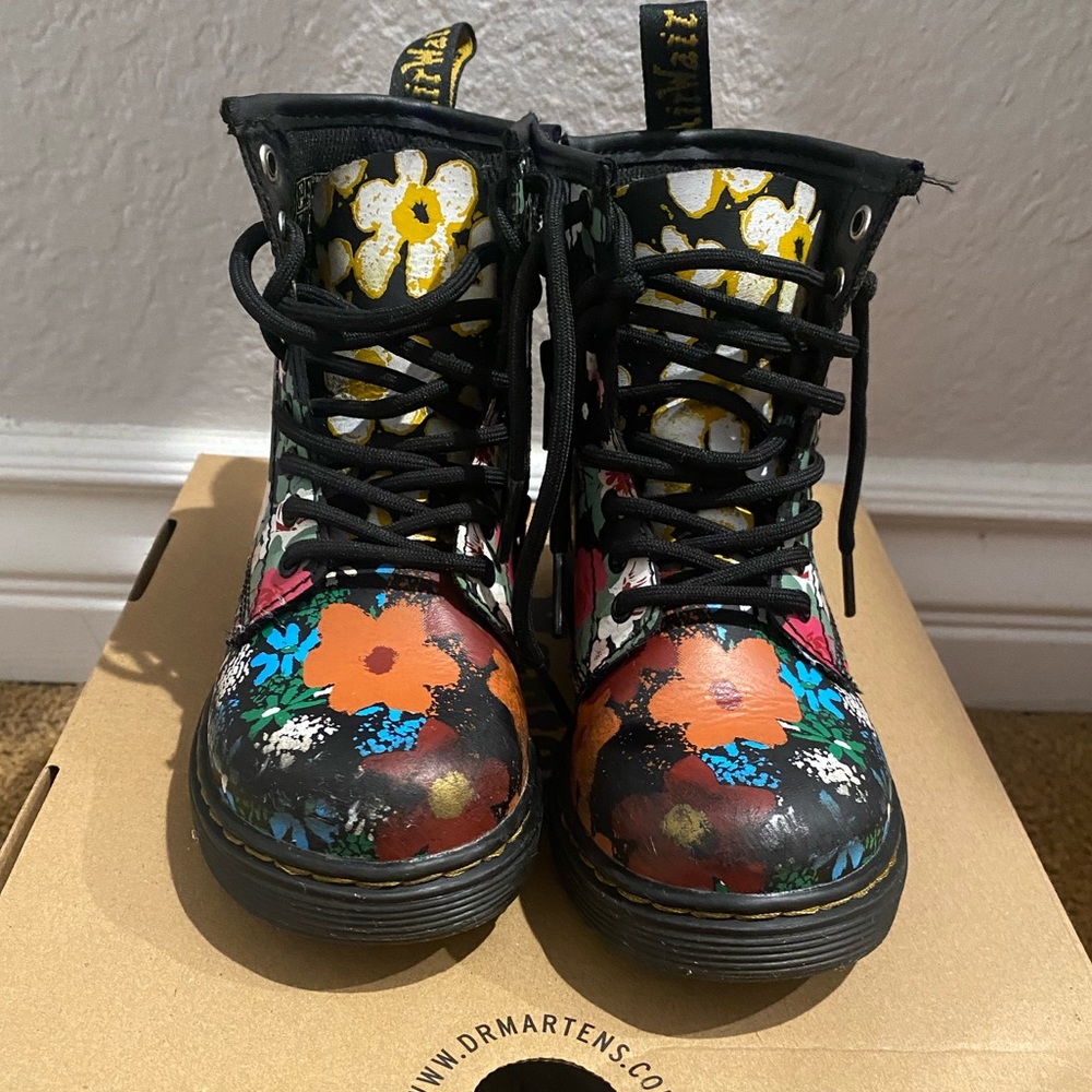 Little kids Dr. Martens